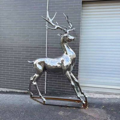 不锈镜面鹿雕塑公园景观小品