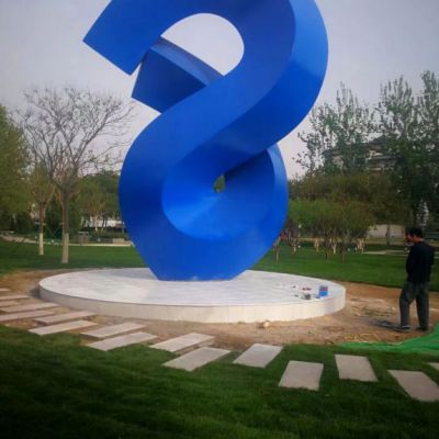 不锈钢创意抽象造型雕塑