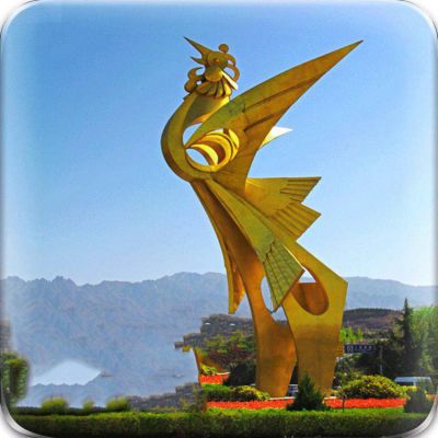 金凤凰广场动物雕塑