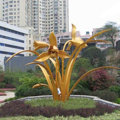 不锈钢金色花朵景观雕塑