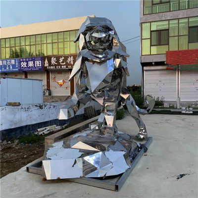 不锈钢狮子爬行动物雕塑