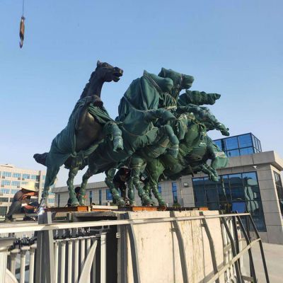 马到成功城市动物标志铜雕
