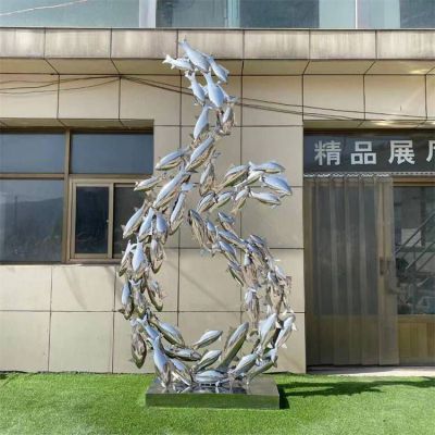 不锈钢镜面鱼动物雕塑