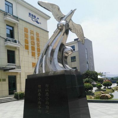 不锈钢白色凤凰翅膀雕塑