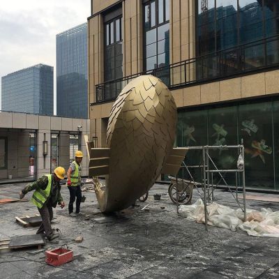 街边鱼动物铜雕