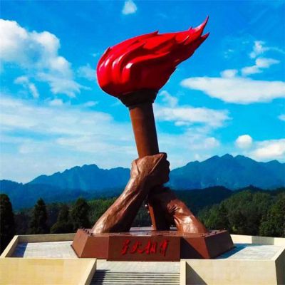 户外不锈钢手握火炬雕塑