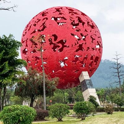 不锈钢红色镂空球小区雕塑