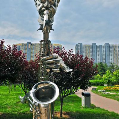不锈钢萨克斯广场标志雕塑
