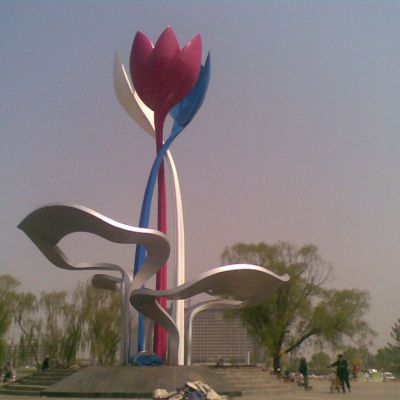 不锈钢镂空花朵景观雕塑