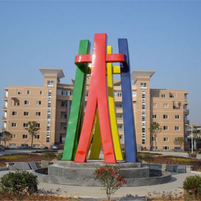 不锈钢雕塑的维护保养需要注意哪些