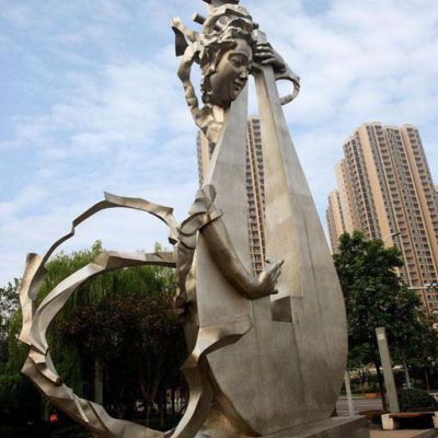 广场不锈钢琵琶雕塑
